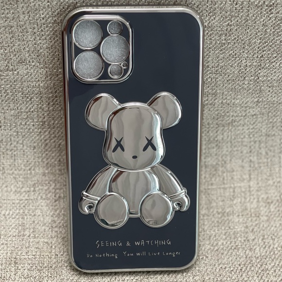 Electroplate Silver Violent Bear in Gray Background iPhone Case - Picture 4 of 9